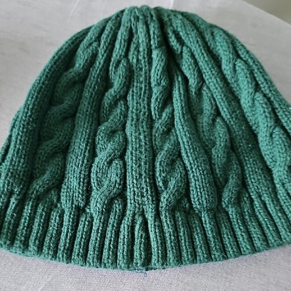 Disney Store Green Cable Knit Scarf with Matching Beanie Mickey Mouse - Picture 5 of 8